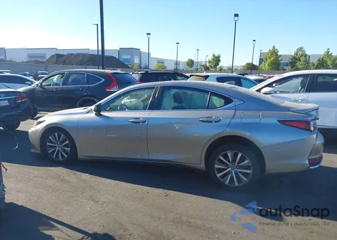 2019 Lexus Es 300H z USA, uszkodzony, nr VIN JTHB21B16K2036828